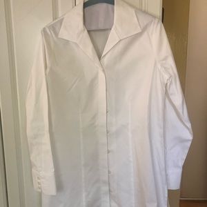 Chico’s White No Iron Long Blouse Size 0
